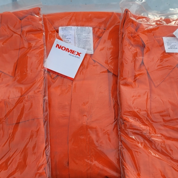 Nomex IIIA Coverall - Picture 2 of 4